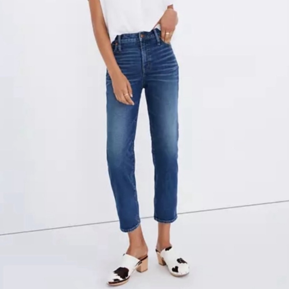 Madewell Mid-Rise Classic Straight Jeans dark wash